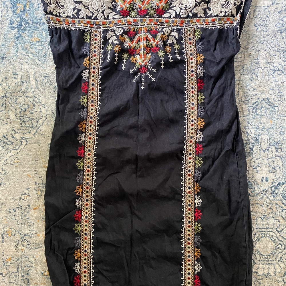 Johnny Was Aliya Tunic Dress
 Black Embroidered Mini Dress/Shift Dress